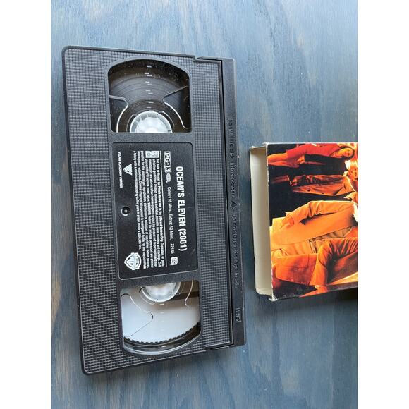 Ocean's Eleven Adventure Movie Vintage 2002 VHS Tape Pre-Loved - Picture 3 of 4